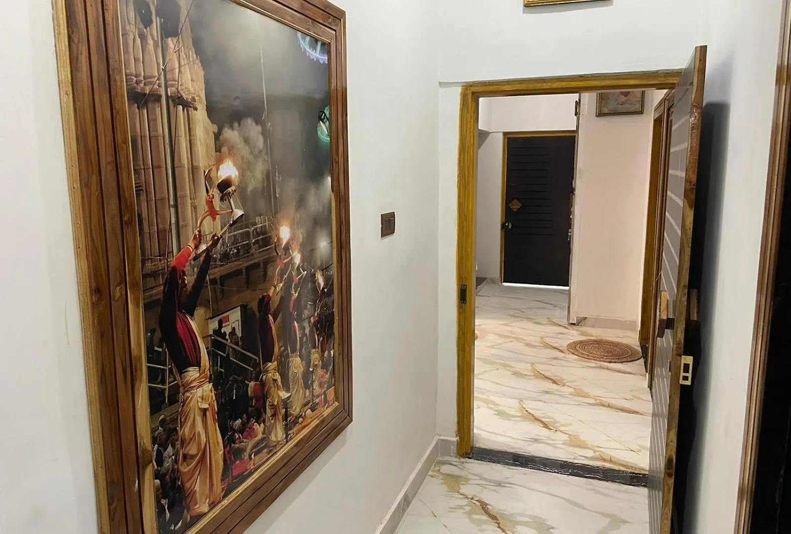 Shubh Nivas Apartment Varanasi Homestay