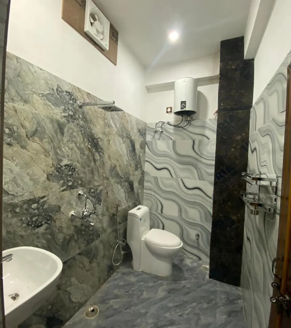 Shubh Nivas Apartment Varanasi 0*,  India